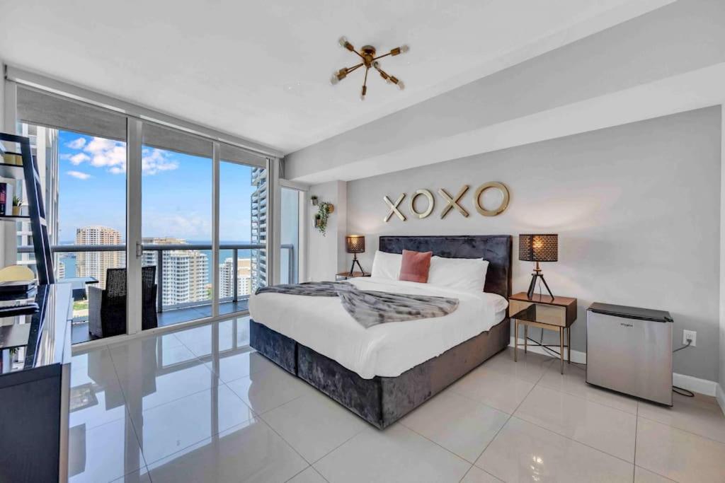 Appartamento Icon Luxury 34Th Floor Amazing Oceanview, Brickell Miami Esterno foto