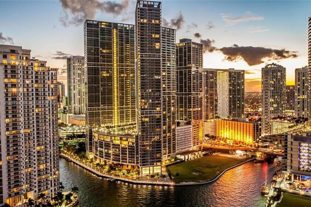 Appartamento Icon Luxury 34Th Floor Amazing Oceanview, Brickell Miami Esterno foto